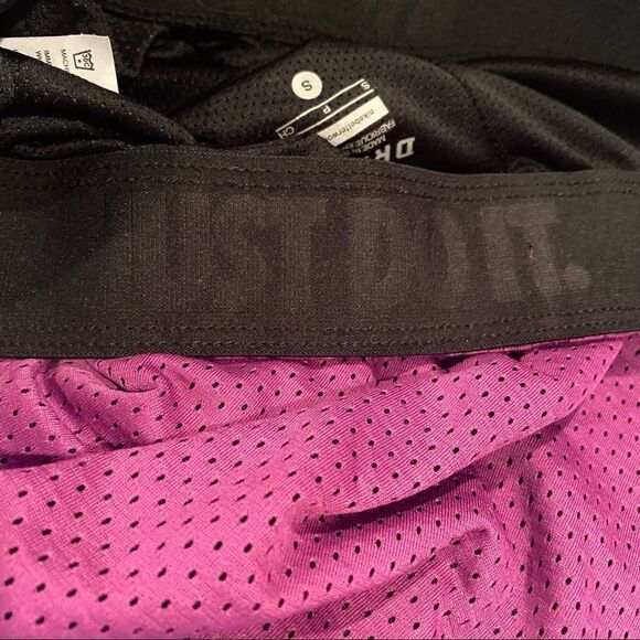 Nike Running Shorts Size Small  Just do it - Picture 4 of 13